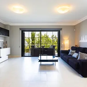 https://fantastica-casa-de-diseno-urbanizacion-exclusiva.in-canary-islands.com