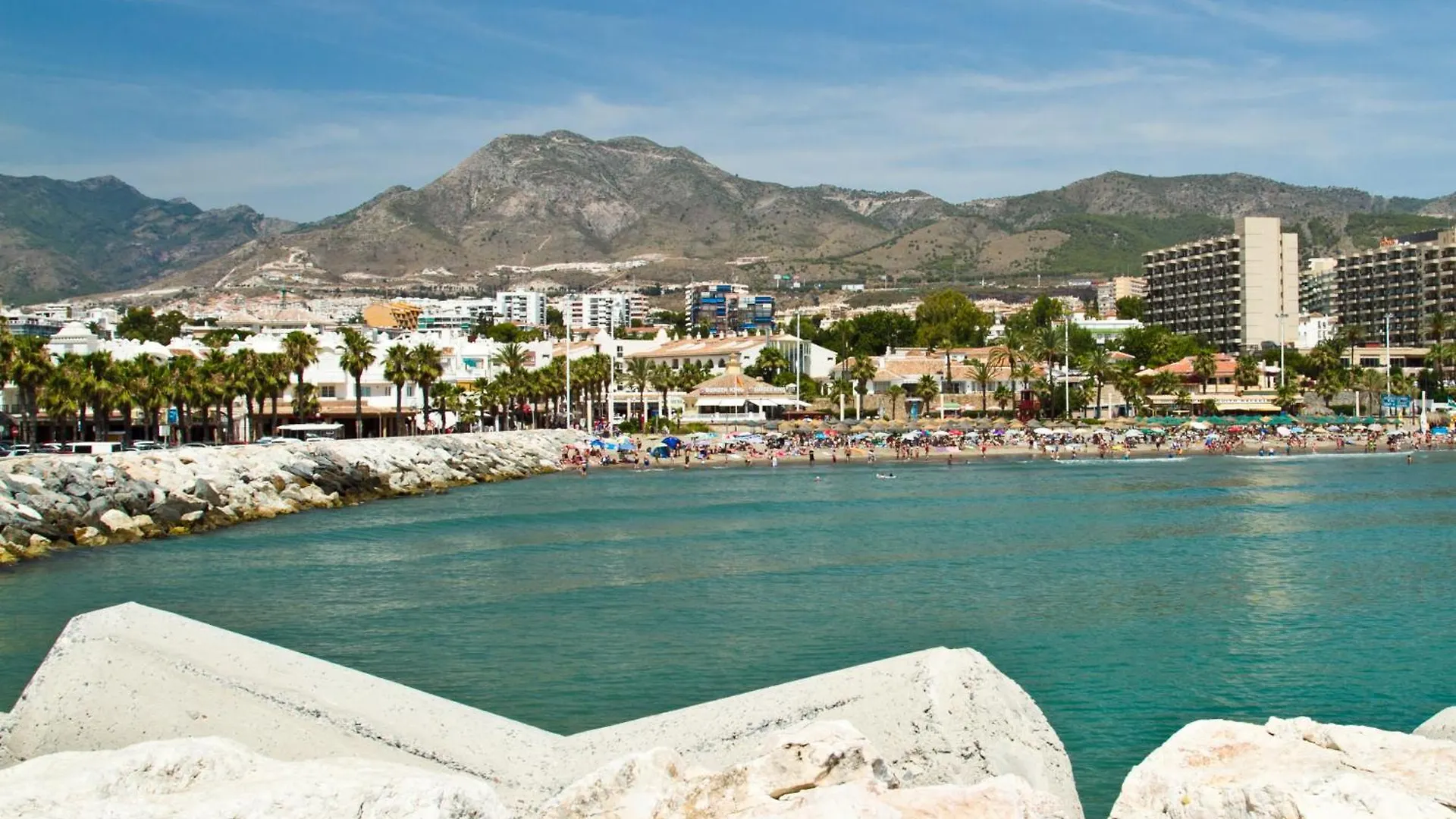 Torremolinos vista al mar by lightbooking Apartamento